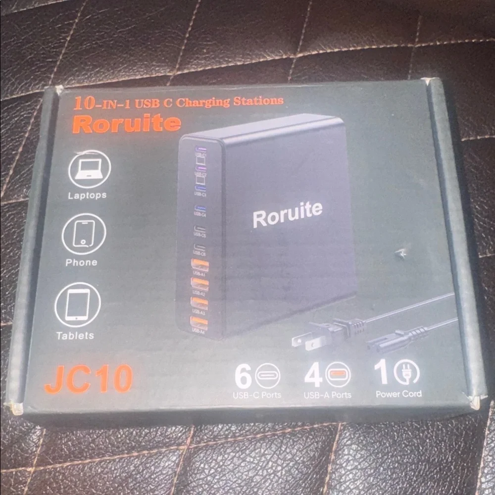 Roruite GaN Charger with Multiple Ports